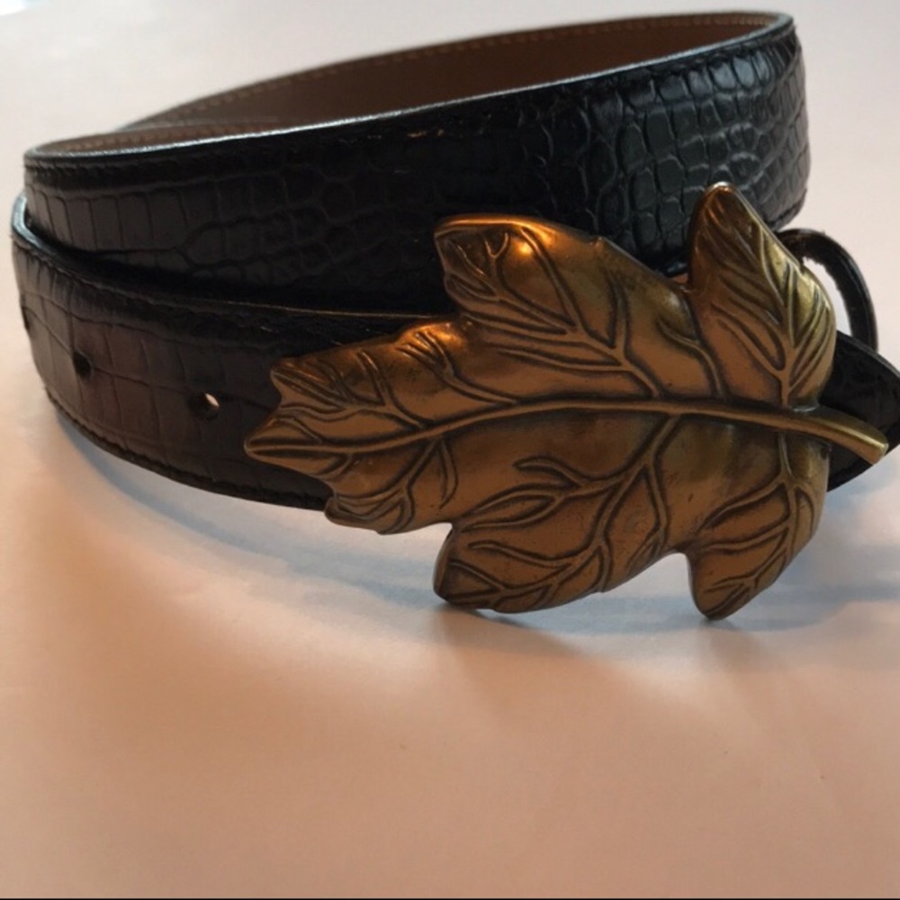 Talbots Leather Belt w/Gold Leaf Buckle